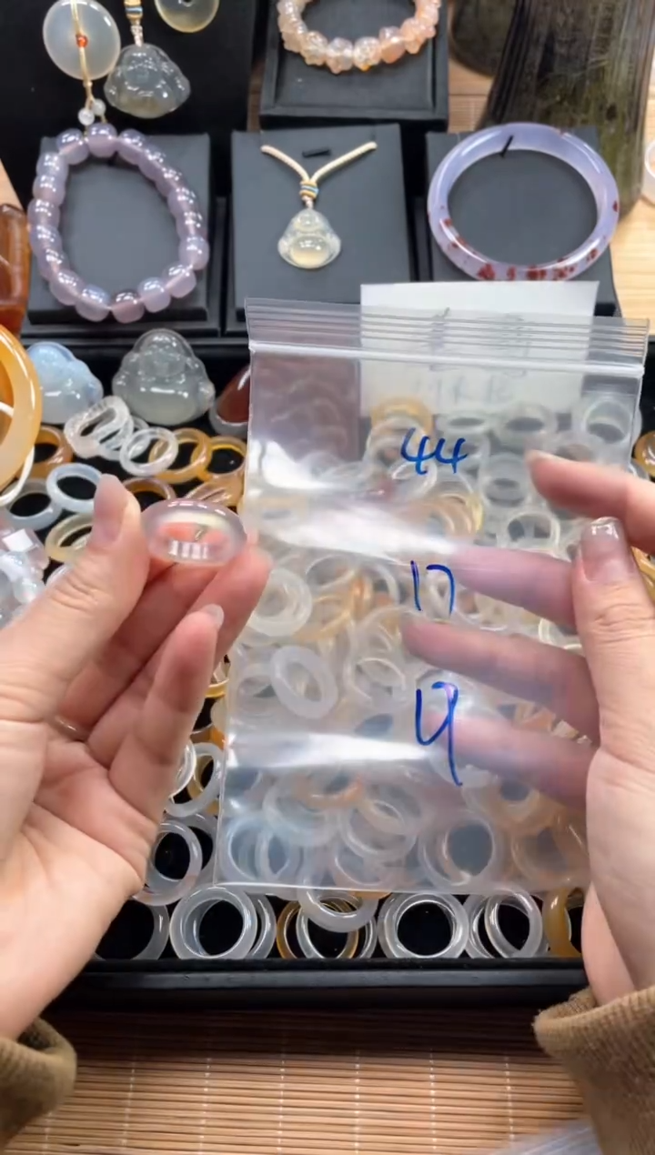 未镶嵌戒指玛瑙/玉髓44