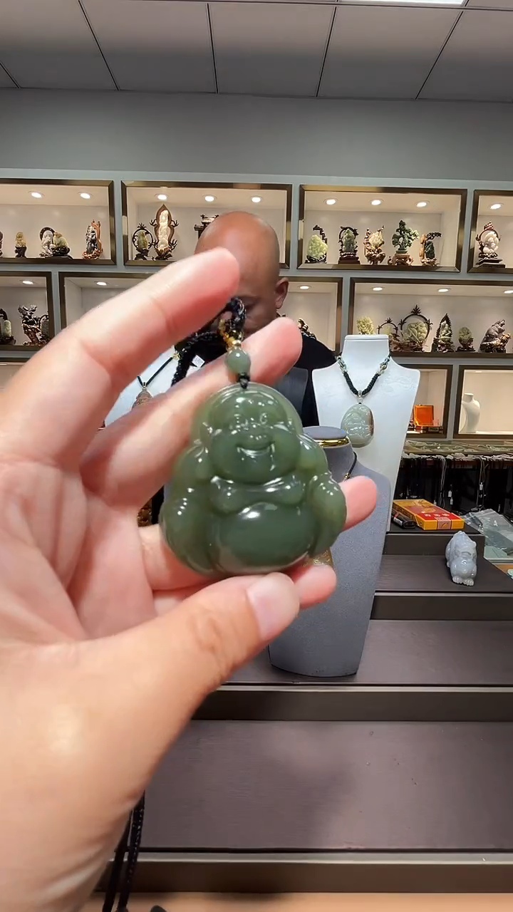 和田玉未镶嵌车挂苏