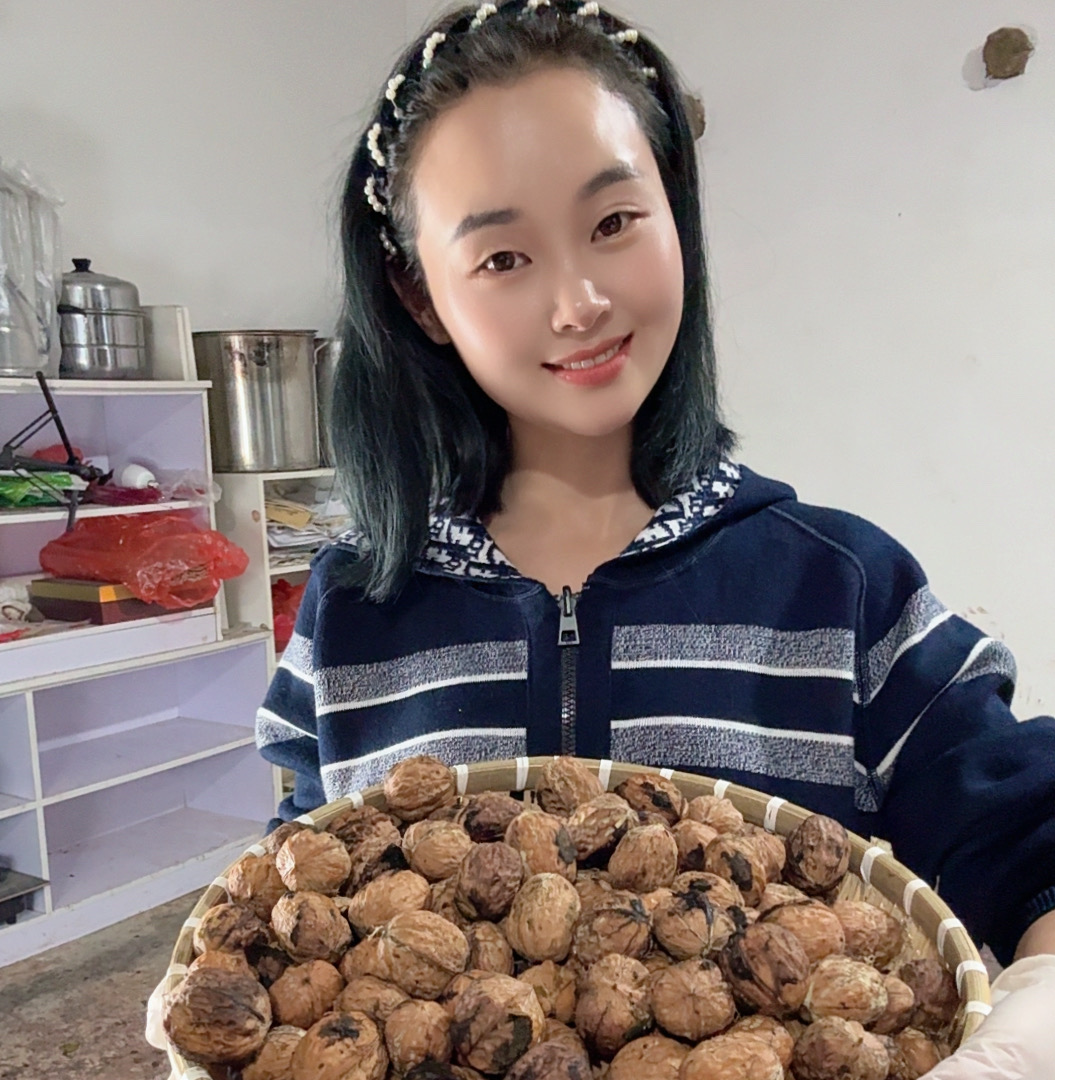 【新鲜采摘】威宁高山湿核桃去青皮