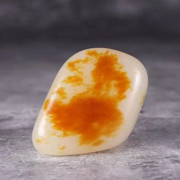 和田玉红皮白肉精美品质上乘挂件把件