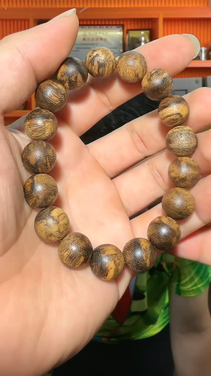 沉香手串236号多样性发一