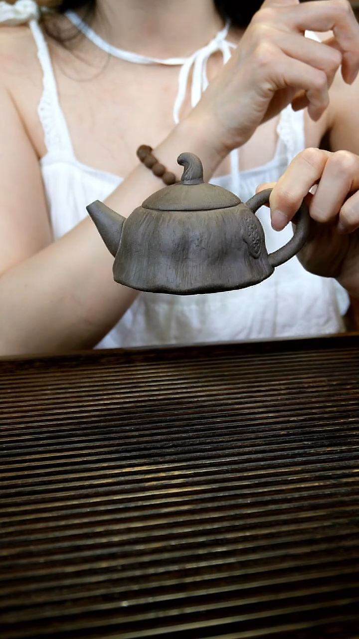 【微瑕专场清仓】不退换 黑金沙莲蓬壶