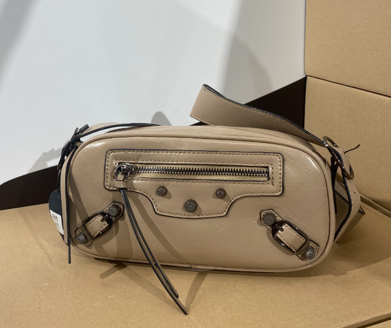 [蟹妹妹优选]新款时尚百搭女士单肩斜挎包6610-杏色