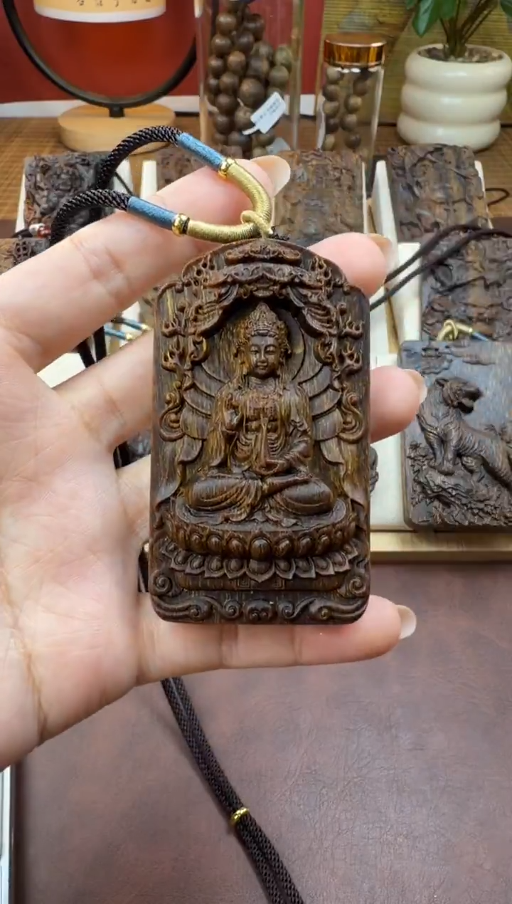 木木雕款芽庄  净瓶观音 7cm 送养香瓶