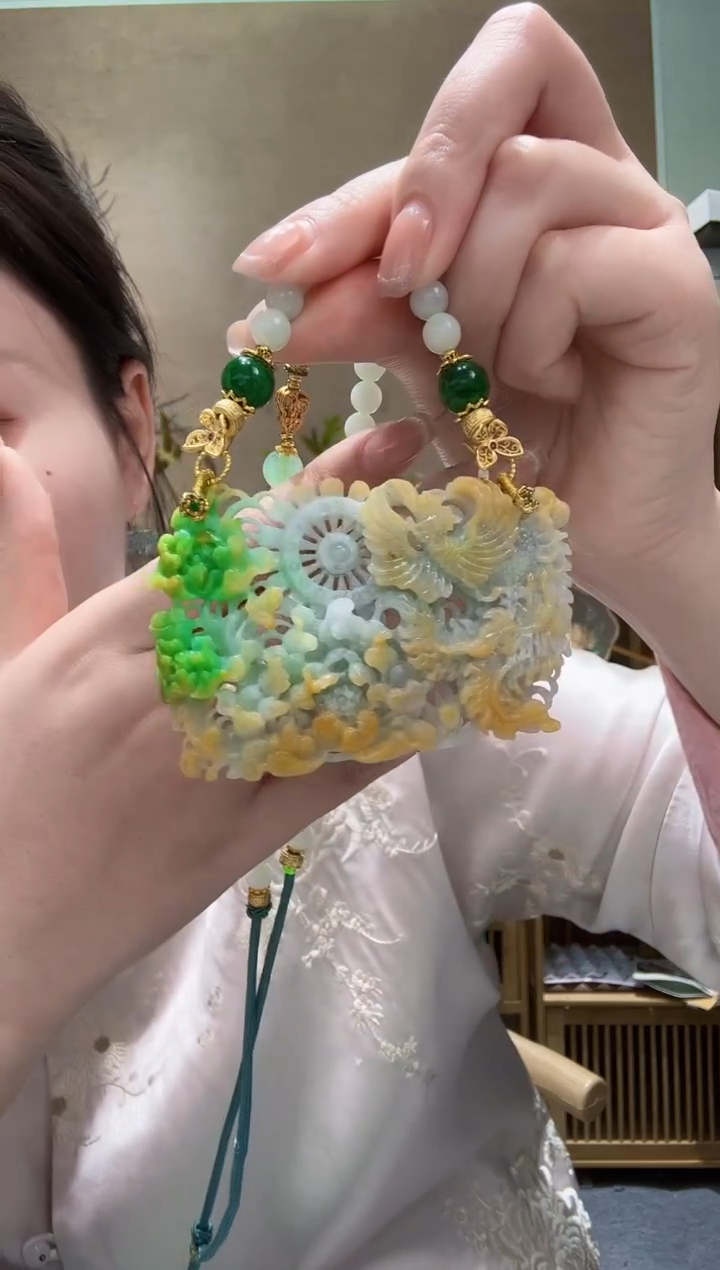 【闪购商品】翡翠颈饰未镶嵌吊坠