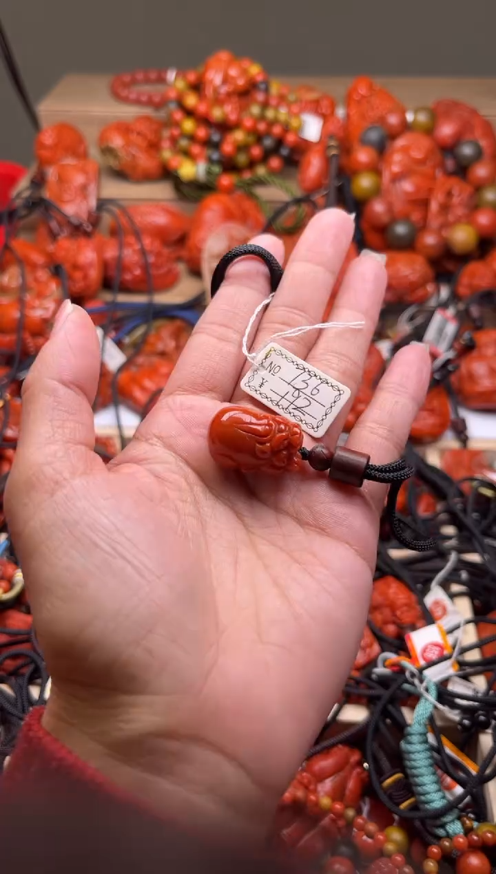 【闪购商品】南红玛瑙珠宝奇石未镶嵌736