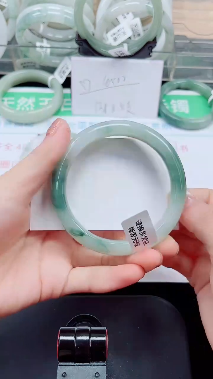 未镶嵌手镯石英质玉78-59/60