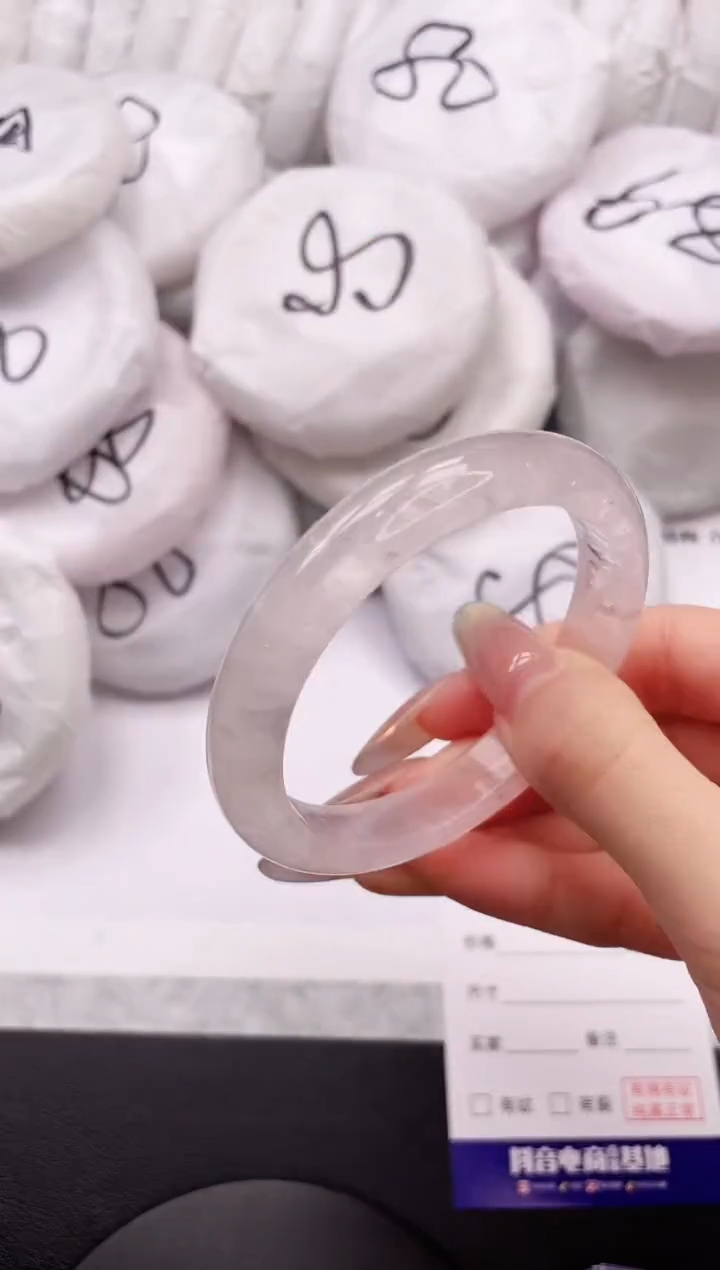 【闪购商品】石英质玉手镯未镶嵌14K07-55