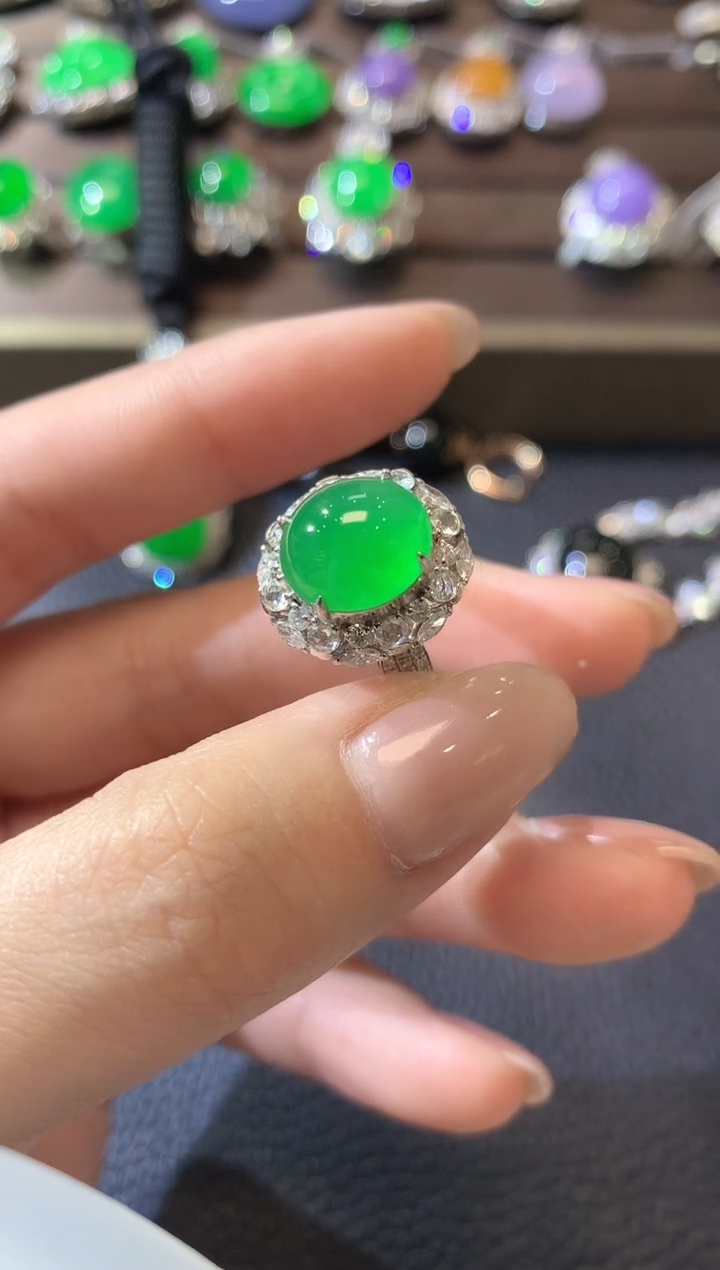 【闪购商品】翡翠戒指18K金镶嵌D75翡翠