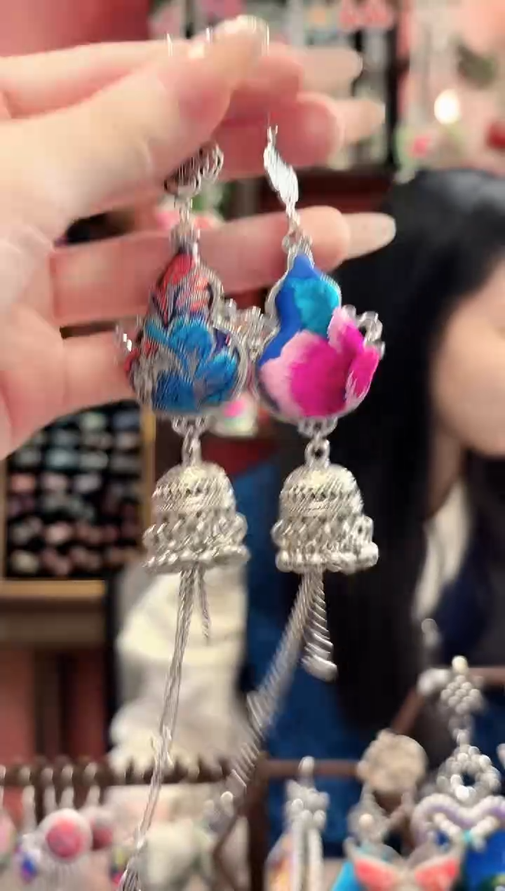 织绣云织谣民族风精美饰品 28