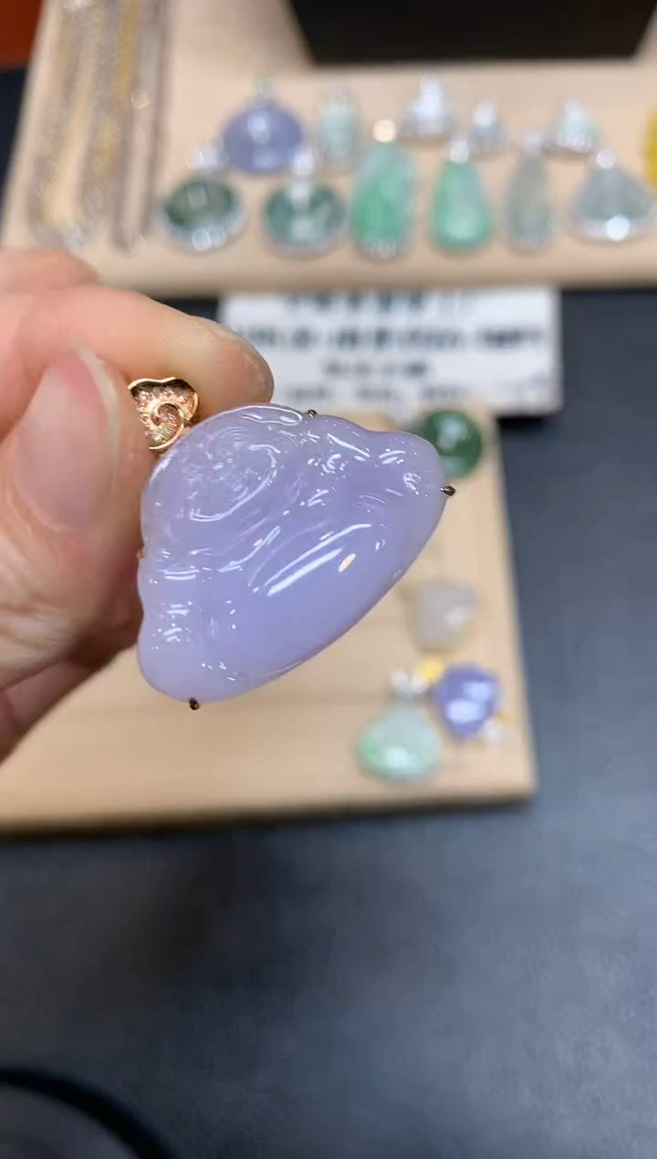 【闪购商品】翡翠颈饰18K金镶嵌佛公【无服务费】