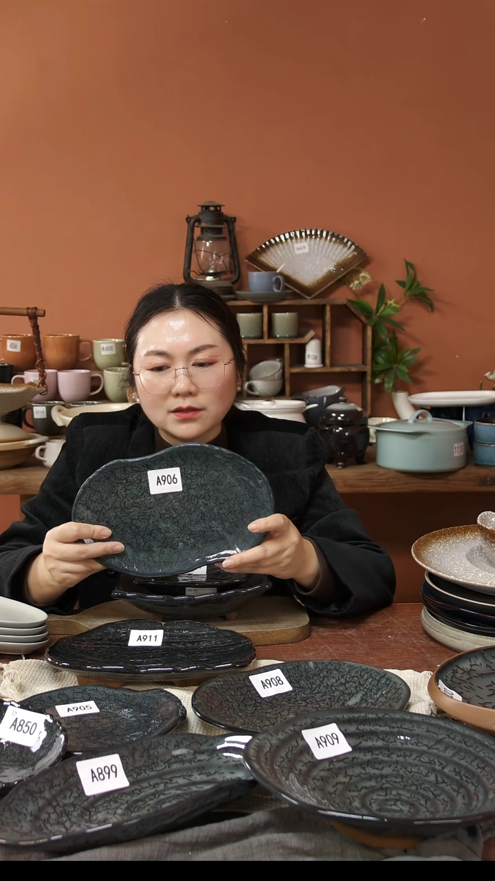 陶瓷A906陶瓷窑变小长条盘一个微瑕25*15