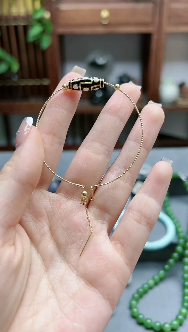 【闪购商品】玛瑙手饰18K金镶嵌18k金玛瑙珠子手镯*1 ZX