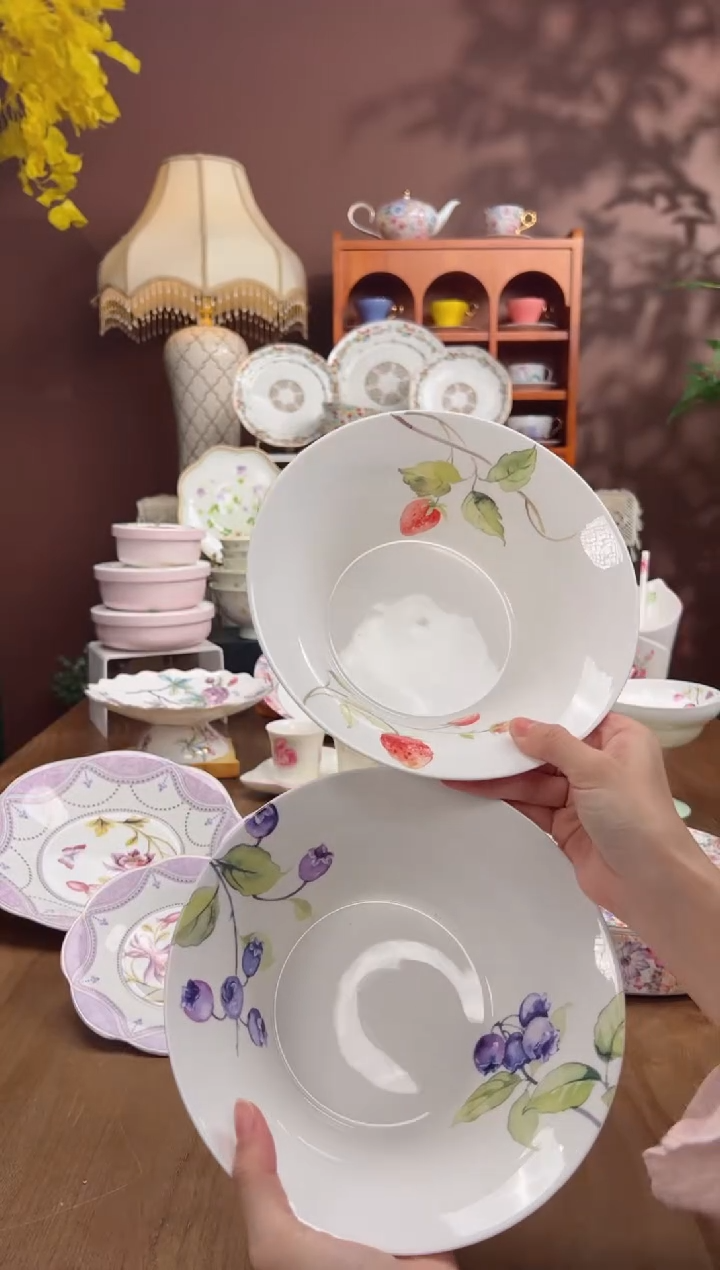 【闪购商品】瓦当浆果8寸沙拉碗2个（蓝莓，草莓）