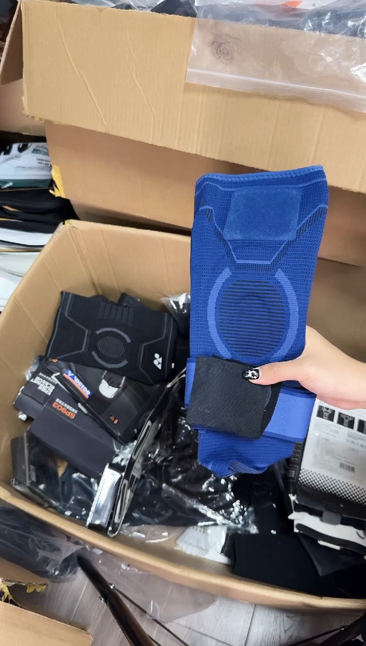 VICTOR胜利正品微瑕球拍球服护具    80