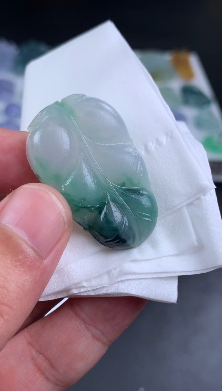 【闪购商品】定制翡翠未镶嵌翡翠