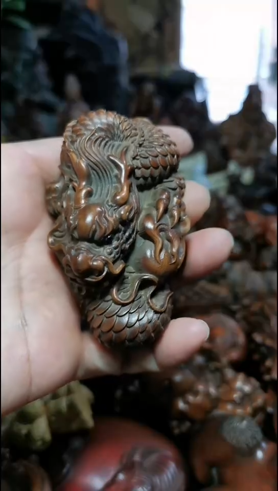 黄杨木龙手把件摆件