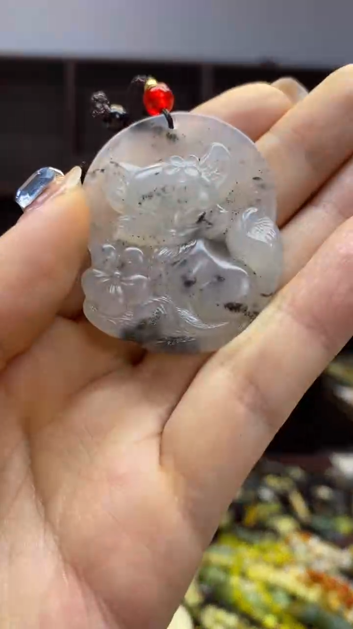 未镶嵌岫玉挂件   