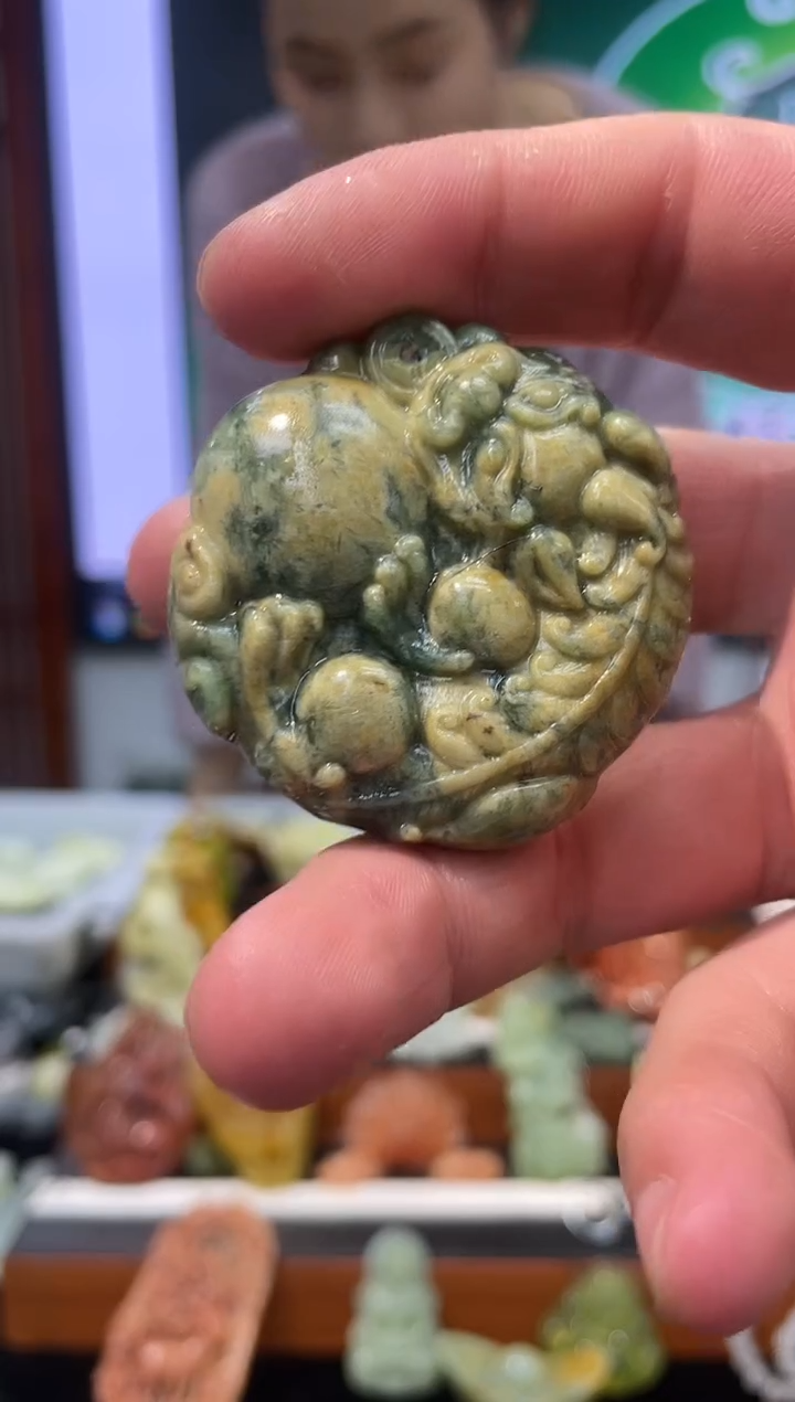 【闪购商品】岫玉吊坠未镶嵌·