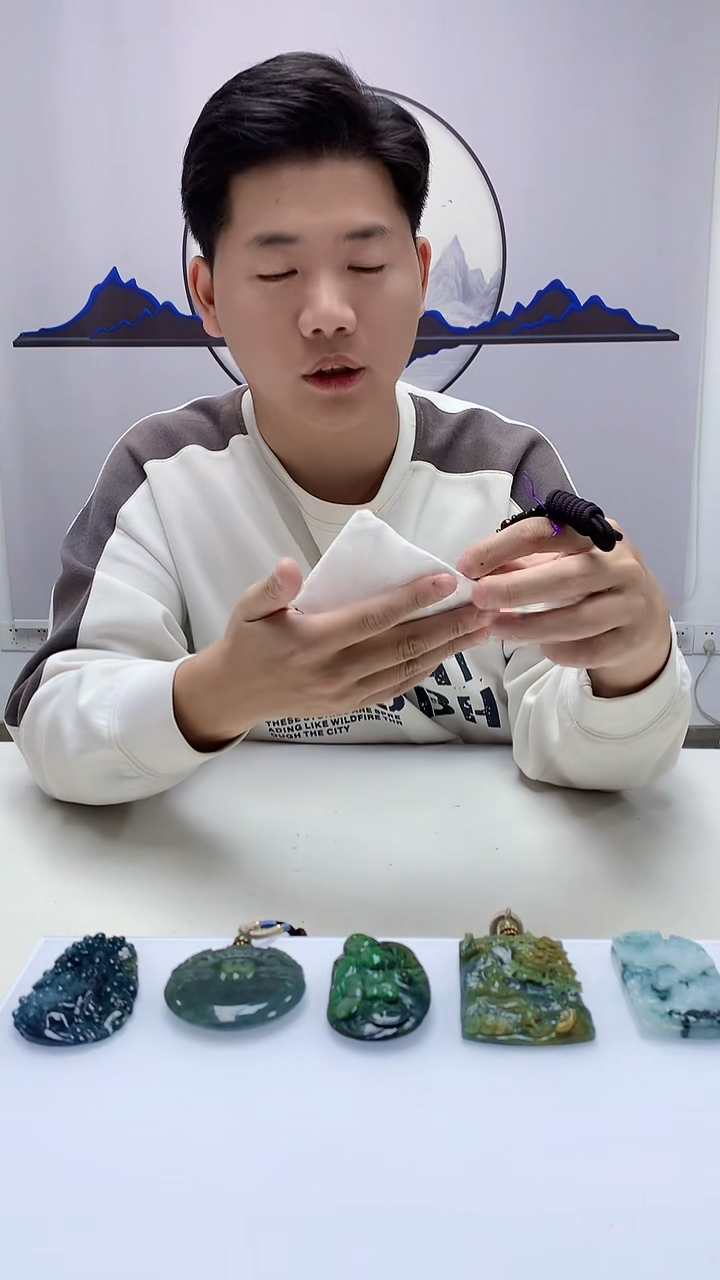 【闪购商品】定制翡翠未镶嵌4917zm-毛货挂件