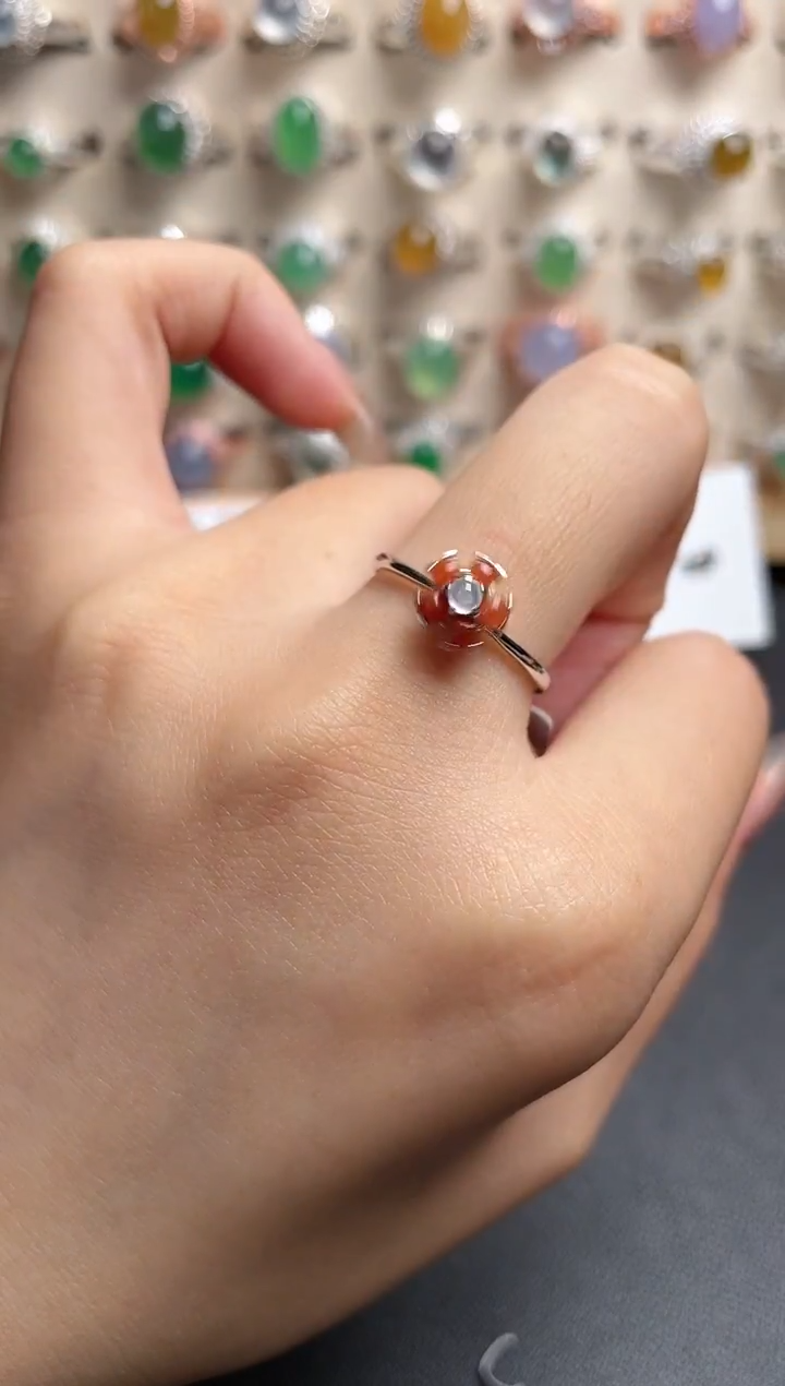 【闪购商品】翡翠戒指银S925镶嵌一物一证一礼盒