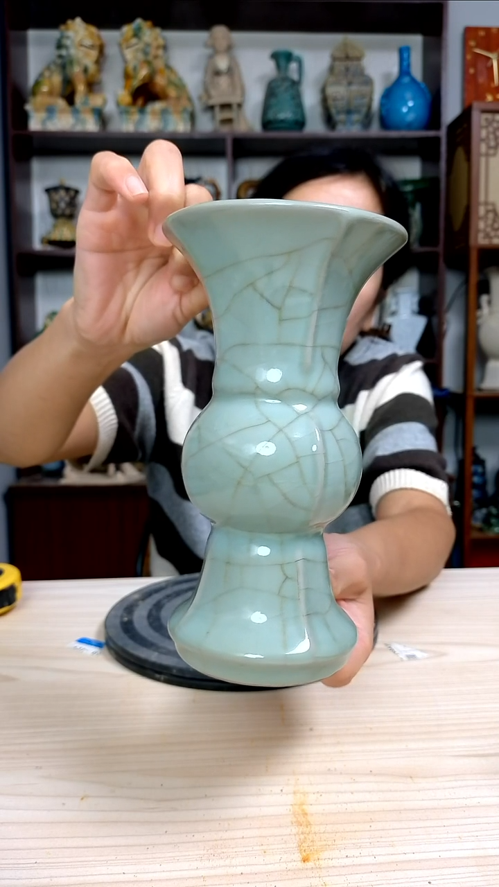 经典精美复古风格瓷器