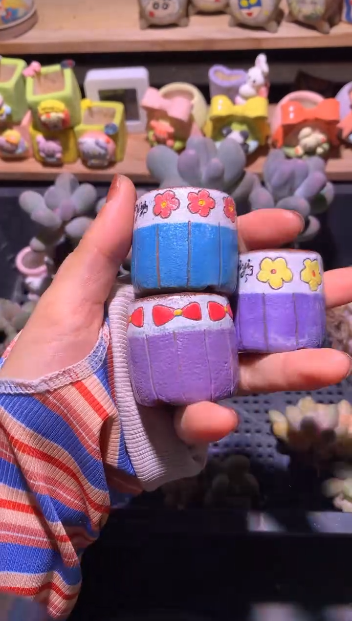 明*一一花盆哈哈哈