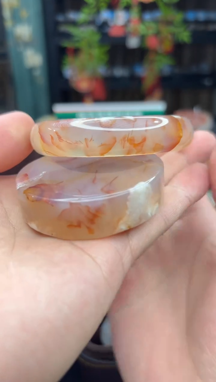 【闪购商品】石英质玉手镯未镶嵌682（61圈赠送镯心）