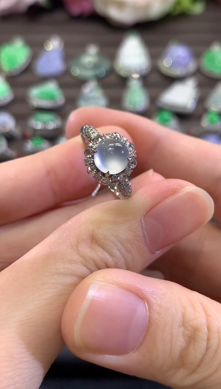 18K金镶嵌戒指翡翠秋日珠宝Q175