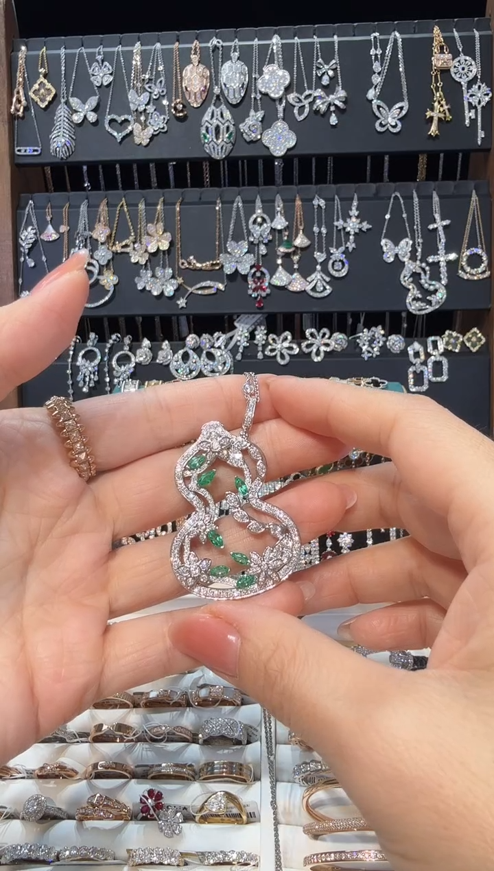 铂Pt950镶嵌实验室培育钻石项链