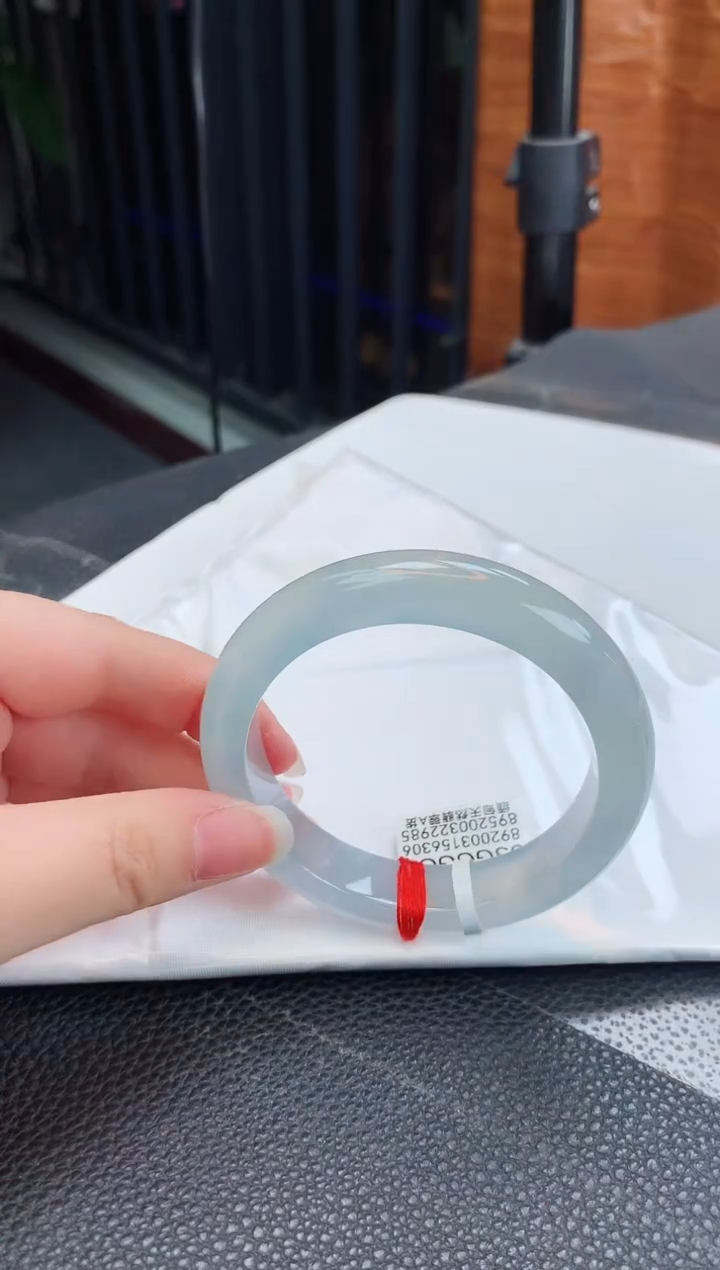 【闪购商品】翡翠手镯未镶嵌缅甸天然翡翠A货手镯