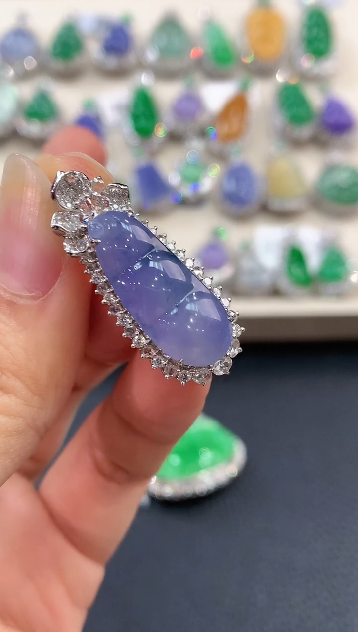 【闪购商品】翡翠吊坠(不含链)18K金镶嵌C201有色差