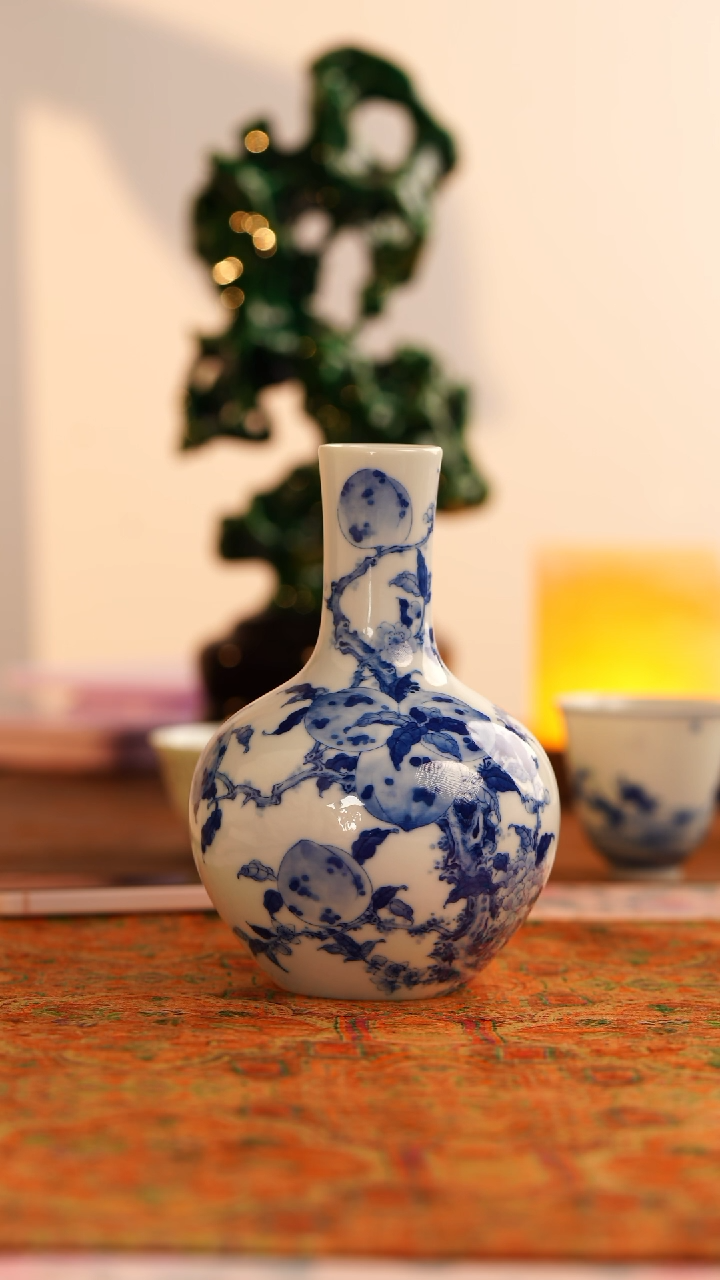 【闪购商品】望玉青花九桃天球瓶