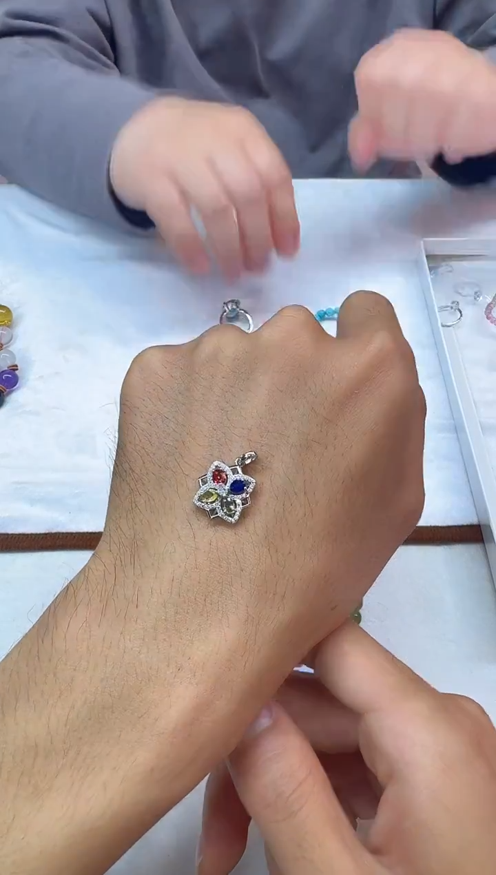 颈饰蓝宝石银S925镶嵌1226m004多样性发其一