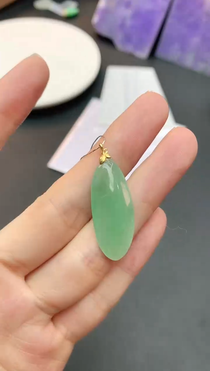 【闪购商品】翡翠颈饰18K金镶嵌赠礼盒证书 小君