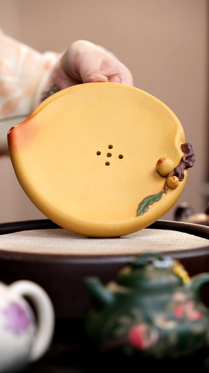 茶壶紫砂黄金段大寿桃储水壶承