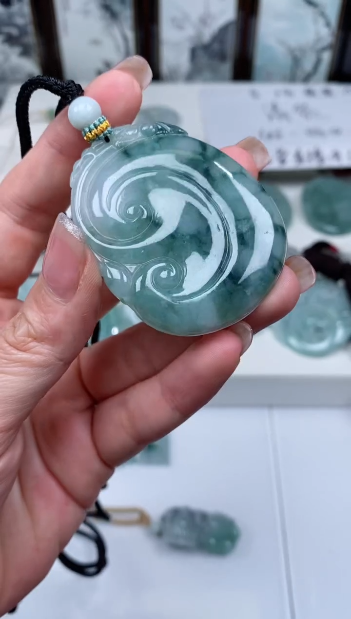 【闪购商品】翡翠颈饰未镶嵌吊坠