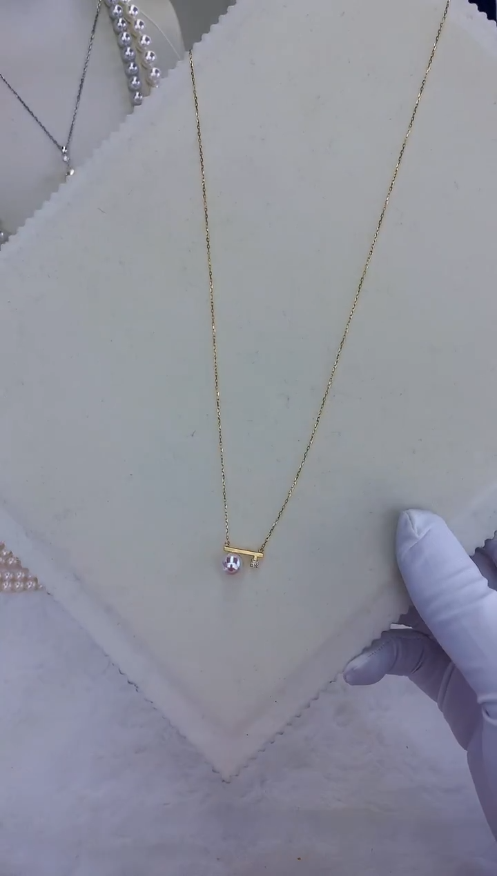 18K金镶嵌饰品海水珍珠7-8钻石音符套链