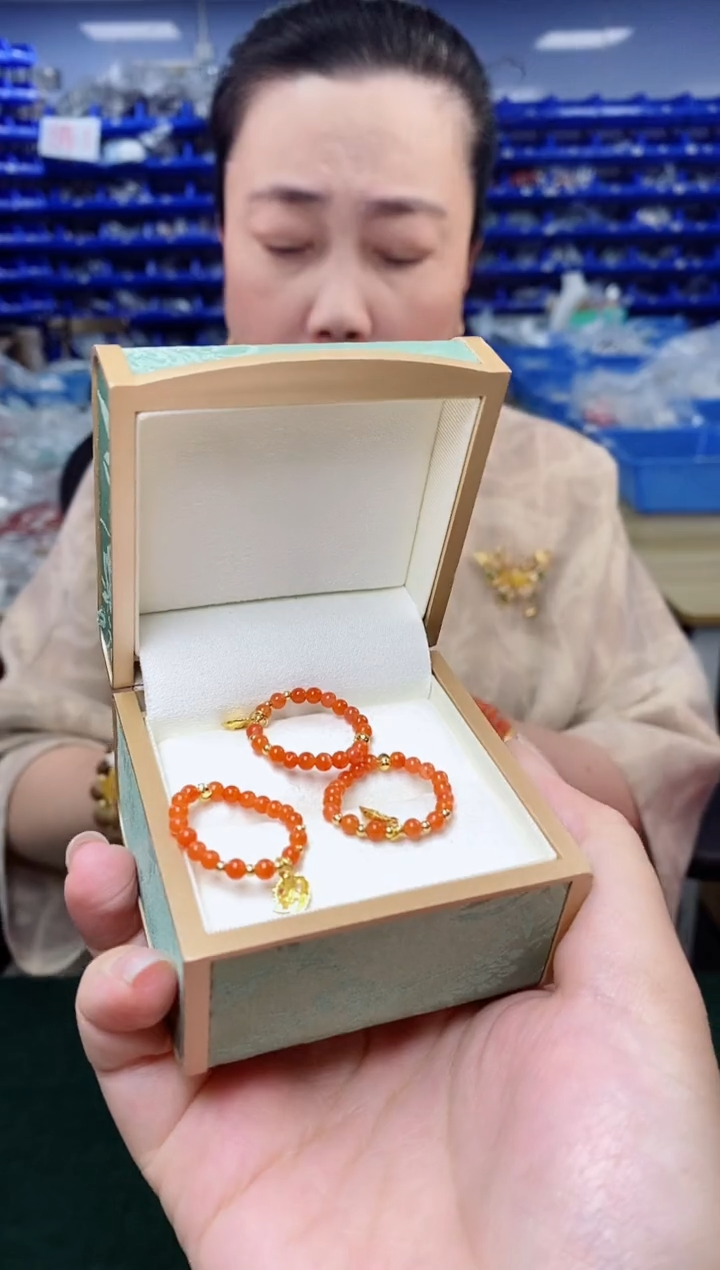 未镶嵌戒指玛瑙/玉髓多样性发货发其一 