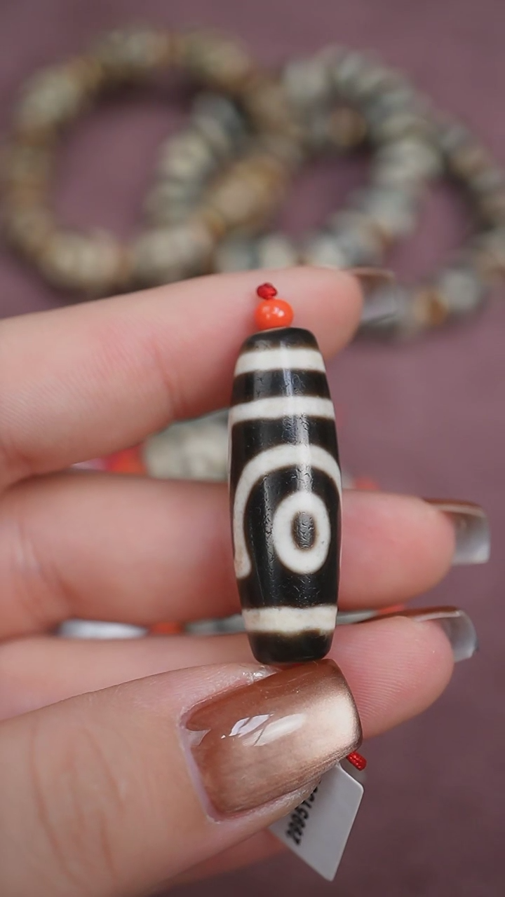 【闪购商品】玛瑙/玉髓颈饰未镶嵌蚀花玛瑙珠定制编绳