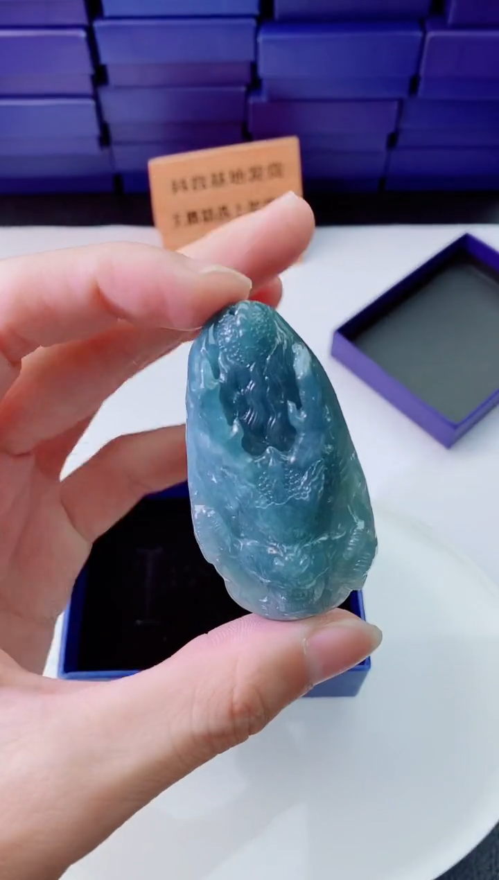 翡翠未镶嵌颈饰1111111111