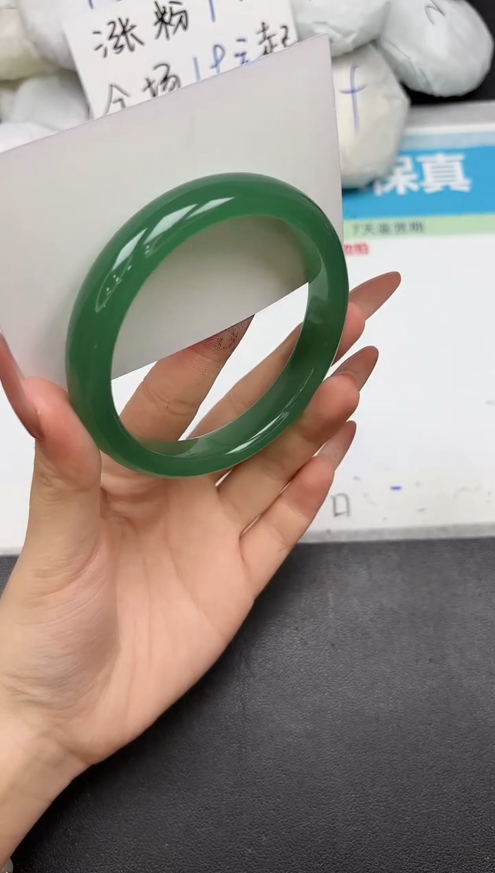 未镶嵌手镯石英质玉317-65