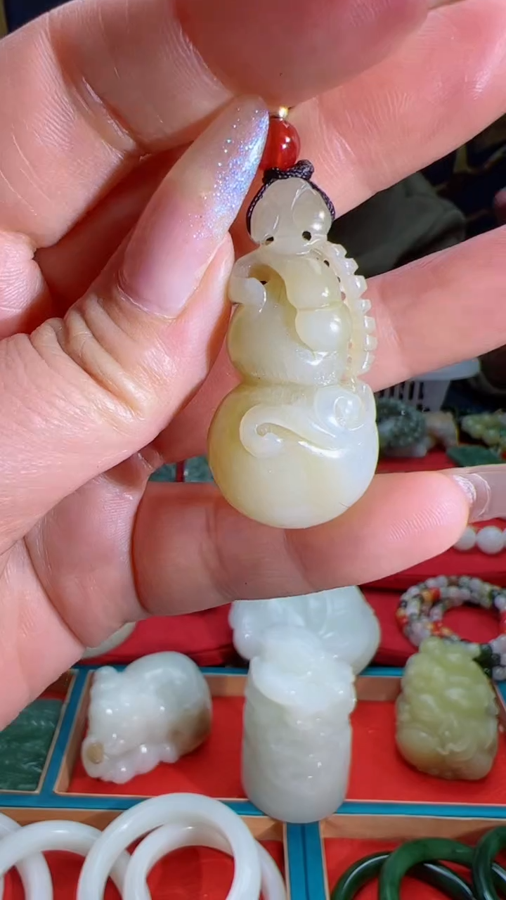 【闪购商品】和田玉吊坠未镶嵌1