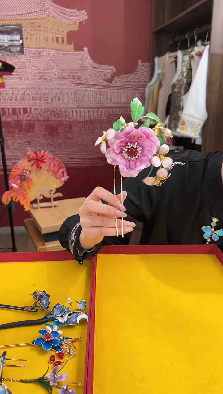 【闪购商品】刺绣非遗绒花（发饰）