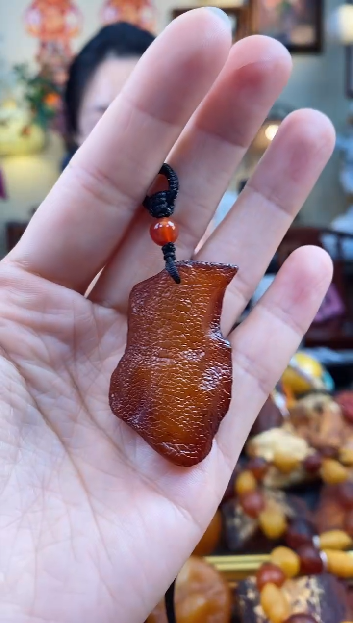 【闪购商品】琥珀颈饰未镶嵌吊坠