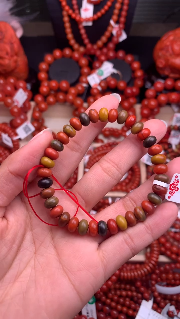 【闪购商品】南红玛瑙珠宝奇石合金7