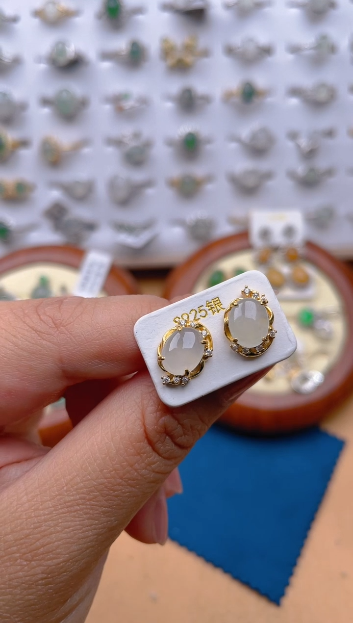 【闪购商品】翡翠耳饰银S925镶嵌11111