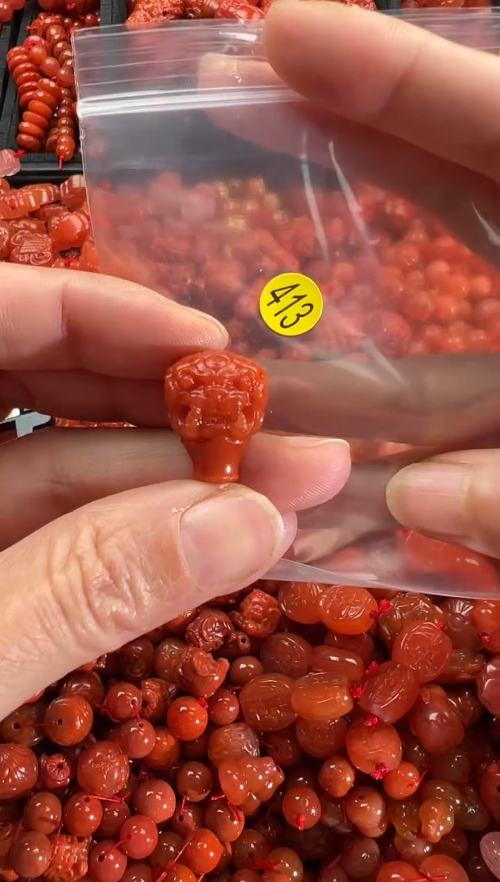 【闪购商品】南红玛瑙颈饰未镶嵌1