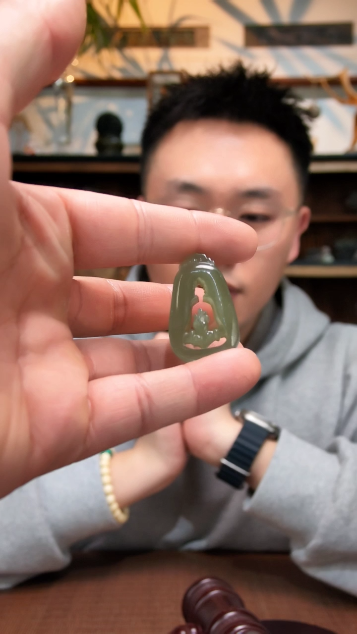 颈饰未镶嵌和田玉青玉吊坠ZD编绳