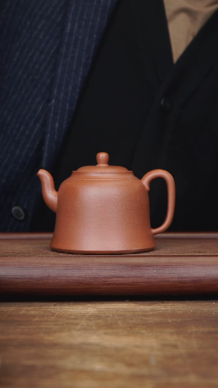 【闪购商品】紫砂茶壶320ml 正高作品  降坡泥